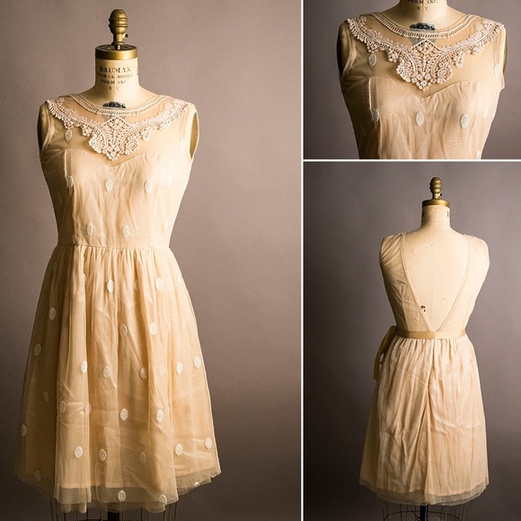 ModCloth Dresses & Skirts - Modcloth Ethereal Girl Dress in S
